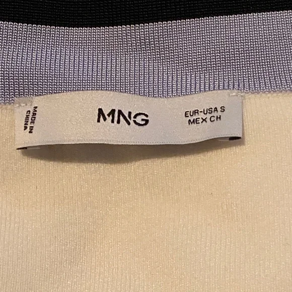 Mango Women's V-Neck Sweater with Blue and Black Stripes NWOT - Picture 6 of 6